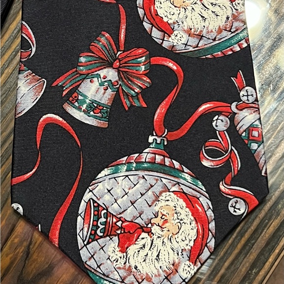 100% Italian Silk Mens Santa Christmas Ornaments Neck Tie - Picture 4 of 9